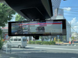 5人乗車時も後方を確認できます スマートルームミラーつきです