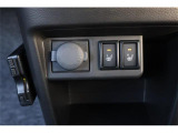 運転席/助手席シートヒーター付です。