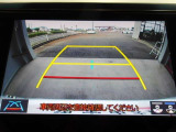 バックガイドモニターで、後方を確認しながら安心して駐車することができます。運転初心者も熟練者も必須の機能ですよ!
