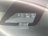 【トヨタセーフティセンス】走行中に前方の車両等を認識し、衝突しそうな時は警報とブレーキで衝突回避と被害軽減をアシスト。より安全にドライブをお楽しみいただけます。