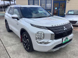 アウトランダー PHEV 2.4 P 4WD 