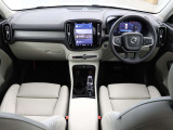 XC40 ウルトラ B4 AWD 4WD 