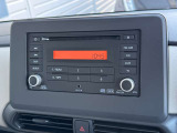 日産純正CD一体AM/FM電子チューナーラジオが付いております(*^-^*)