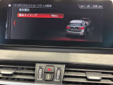 衝突被害軽減ブレーキと車線逸脱警告がついています。