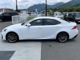気になる車はすぐにお問い合わせください!画面右側の0066から始まる無料ダイヤルからお問い合わせ下さい!専門スタッフがお車のご質問にお答えいたします!