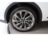 純正アルミホイール【タイヤサイズ225/45R21】