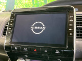 【純正10型ナビ】人気の純正ナビを装備。オーディオ機能も充実しており、Bluetooth接続すればお持ちのスマホやMP3プレイヤーの音楽を再生可能!毎日の運転がさらに楽しくなります!!