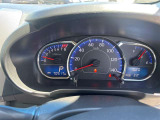 整備スタッフは国家資格を持つプロの整備士です。車検の受入/中間/完成検査と保安基準発行のすべても自社で行います。