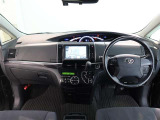 見通しのよいすっきりとした視界で、誰でも運転しやすいです。運転のしやすさは疲れにくさにも繋がりますよ♪