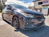 グレイス 1.5 LX 