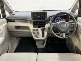 クリーニングが施された中古車で快適なドライブを!清潔な車内環境と美しい外観が、上質な移動空間を演出します。