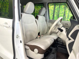 運転席シート廻りは使用感も少なく、良好な状態となっています。丁寧に使われていたことがよくわかりますね。