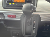 【 シフト 】スムーズなシフトチェンジで快適にお車を操縦していただけます!//