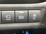 【オートマチックハイビーム】夜間の安全走行に役立つ便利な機能!先行車や対向車を検知し、ハイビームとロービームを自動で切り替えてくれます♪