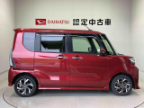 車両右側面からの写真になります。車をご覧になりたい時はお気軽に最寄りの店舗へご相談下さい。