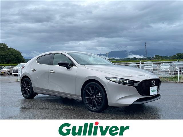 MAZDA3ファストバック 1.8 XD ブラックトーンエディション 4WD 4WD ワンオーナー