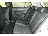 ゆとりある広々とした車内空間は、ドライブを始め買い物やレジャーなど、幅広く活躍します。一人でもみんなとでもお出かけを楽しみましょう!