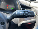 【 オートライト 】オートライトなのでライトの点け忘れを気にすることなく運転が出来ます。