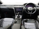 アルテオンシューティングブレーク TSI 4モーション Rライン アドバンス 4WD 