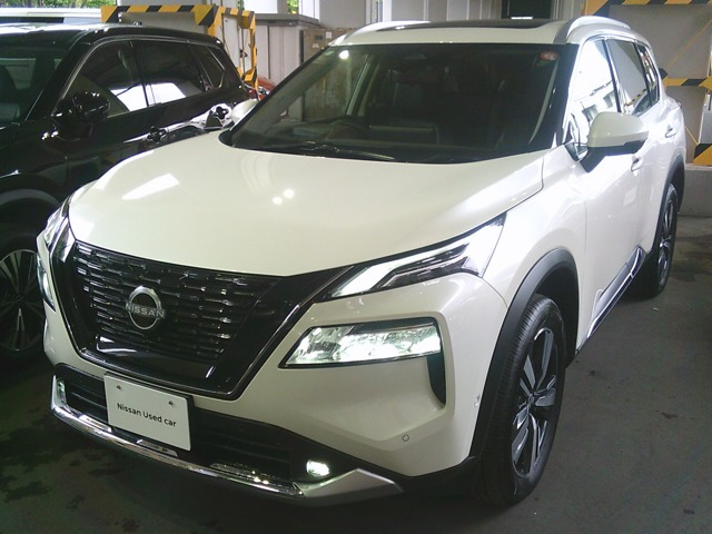 エクストレイル  1.5 G e-4ORCE 4WD