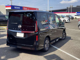 セレナ 2.0 ハイウェイスター V 4WD 