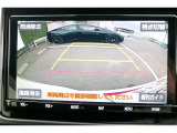 バックガイドモニターで、後方を確認しながら安心して駐車することができます。運転初心者も熟練者も必須の機能ですよ!