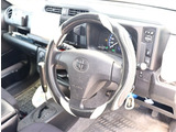 『1台』のお車に対して、3名体制で日々議論を重ね仕入れを行っております。
