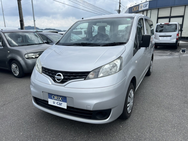 NV200バネットバン  