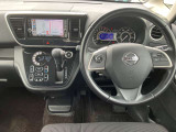 視界も広くゆったりとしているので、どなたでも運転しやすい車になっています!.