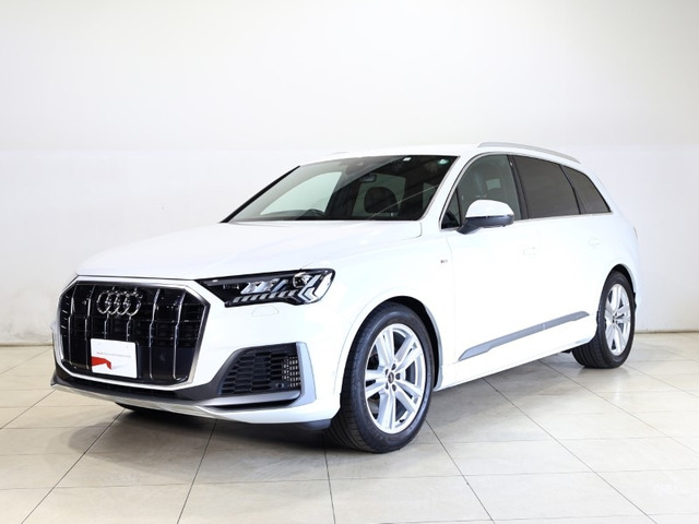 アウディ Q7 