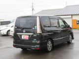 横滑り防止、車線はみだし防止機能、が装備です。