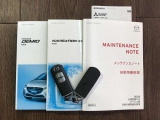 取扱書&整備手帳揃っております☆遠くからドアの開錠施錠が出来る便利なキーレスを装備しています。