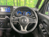 【ステアリングスイッチ】運転中、前方から目線をそらすことなく、オーディオ等の操作が可能な便利機能!安心&快適なドライブを演出してくれます♪