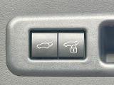 【パワーバックドア】スマートキーや運転席のボタンを押すだけでリアゲートが自動で開閉します!荷物を持っている時や、高い位置にあるバックドアを閉める際に便利な機能です♪