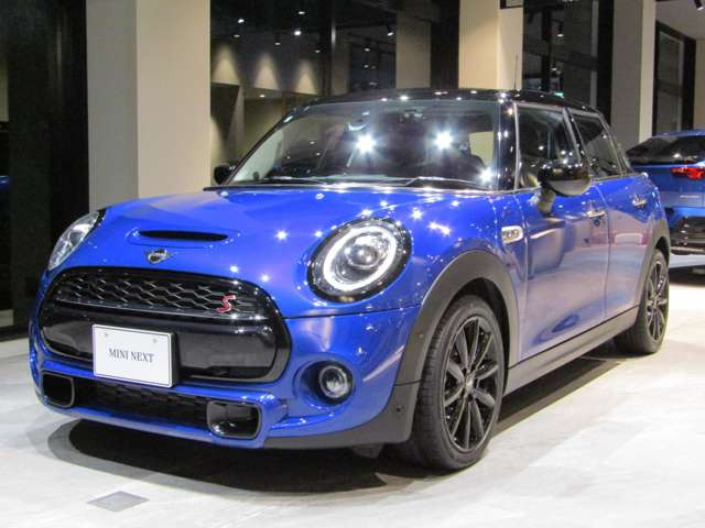 BMW MINI ミニ クーパー の中古車詳細 (28,000km, スターライト
