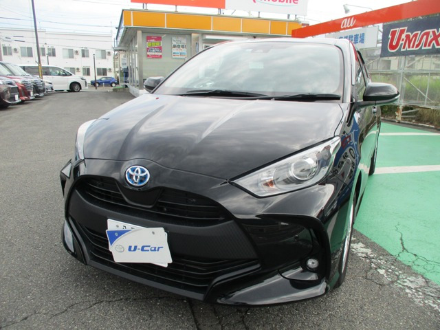ヤリス1.5 ハイブリッド G E-Four 4WD