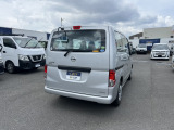 NV200バネットバン  