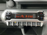 フルオートエアコン 温度設定をすれば自宅のエアコンのように車内の温度をコントロール