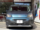 在庫車両は店舗から離れた保管場所にございます。ご来店の前にご連絡いただけますとスムーズにご覧いただけます。