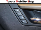 3人分のシートポジションが登録出来るドライビングポジションメモリ-を装備しております。