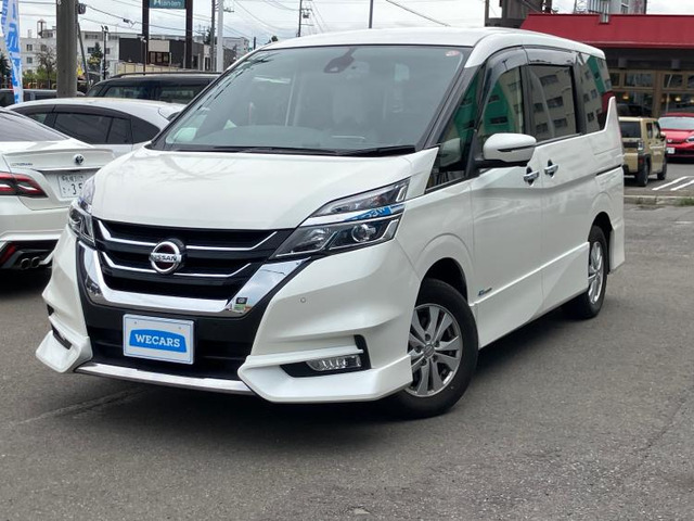 セレナ2.0 ハイウェイスター Vセレクション 4WD