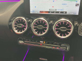 常に60台程度の展示をしております。全ての在庫をインターネットに掲載しきれておりません。インターネットに掲載していない車両でも、お探しの車両がご案内出来るケースもございますので、是非一度ご相談下さい。