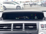 【スピードメーター】メーターがシンプルで見やすく運転しやすいですね!