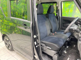 運転席シート廻りは使用感も少なく、良好な状態となっています。丁寧に使われていたことがよくわかりますね。