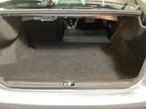左右分離ですので、いろいろな形の荷物が積めますよ。