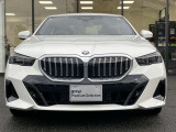点検整備時に交換が必要な項目(BMW認定指定交換指定部品など)に関しましては、すべて新品の純正部品を使用させて頂きます。※点検項目にはBMWコンピューター診断も含まれます。