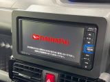 【純正ナビ】人気の純正ナビを装備。オーディオ機能も充実しており、Bluetooth接続すればお持ちのスマホやMP3プレイヤーの音楽を再生可能!毎日の運転がさらに楽しくなります!!