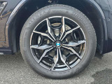 右前フロント 245/50R19