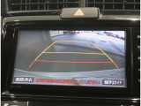 バックガイドモニターで、後方を確認しながら安心して駐車することができます。運転初心者も熟練者も必須の機能ですよ!