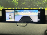 【360°ビューモニター】専用のカメラにより、上から見下ろしたような視点で360度クルマの周囲を確認することができます☆死角部分も確認しやすく、狭い場所での切り返しや駐車もスムーズに行えます。